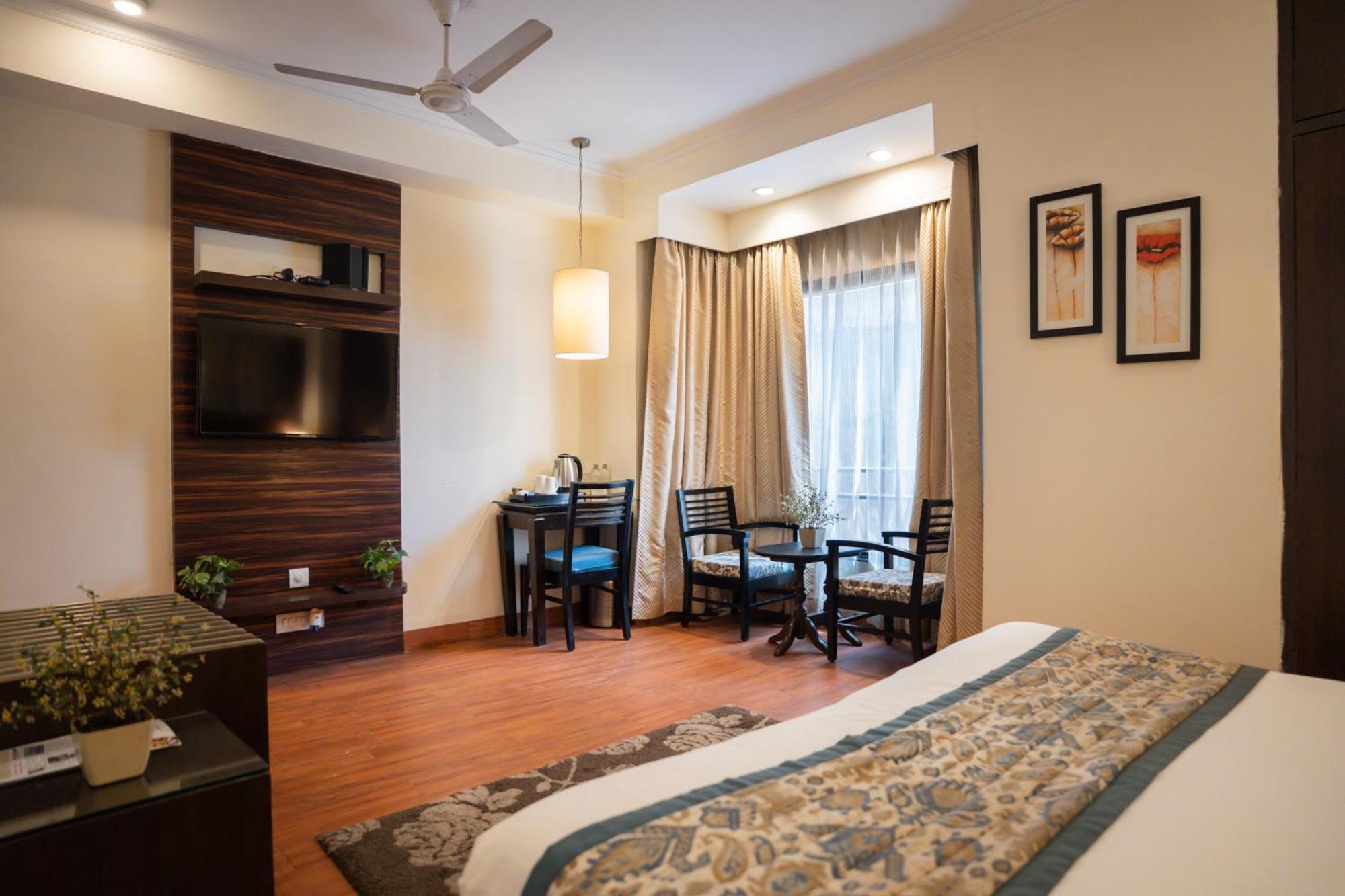 Ahuja Residency Cyber City II Gurgaon Exterior foto