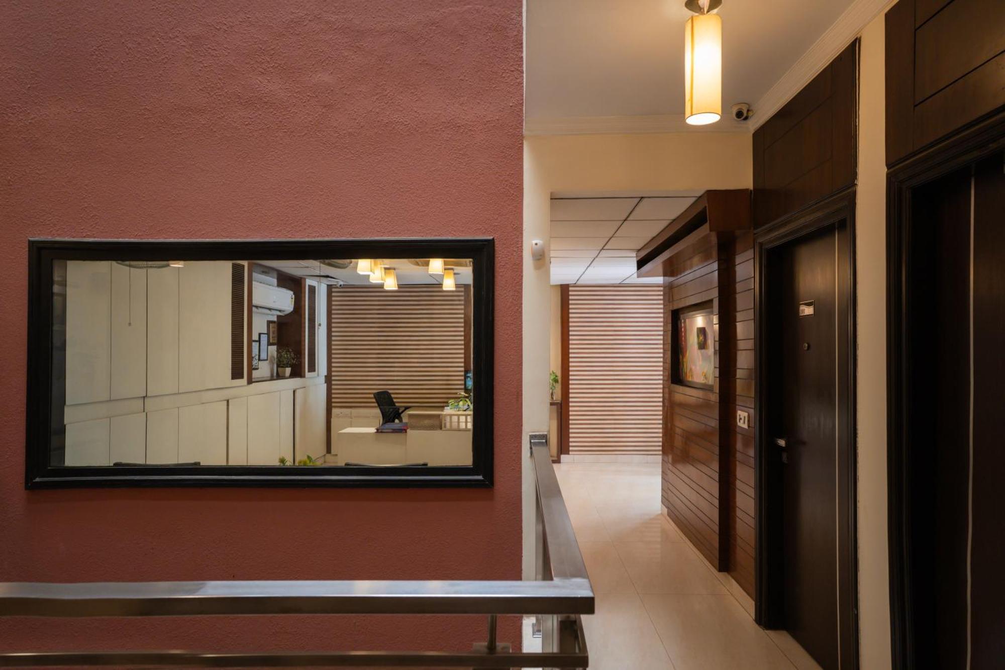 Ahuja Residency Cyber City II Gurgaon Exterior foto